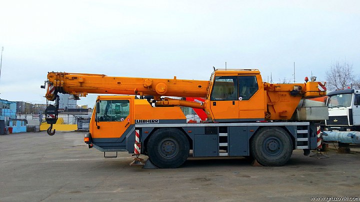 Автокран 30 тонн LIEBHERR LTM 1030-2
